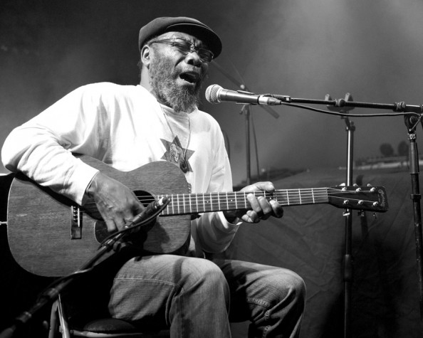 Clinton Fearon - Chorus - La Défense - 20 mars 2012