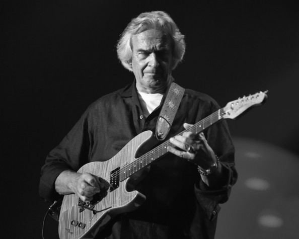 John McLaughlin - Jazz in Marciac - 30 juillet 2011